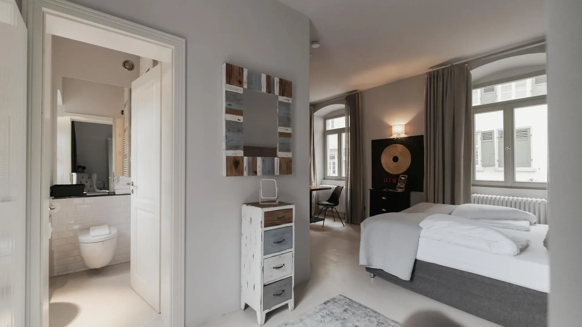 Apartment Bs Suites Heidelberg Germany
